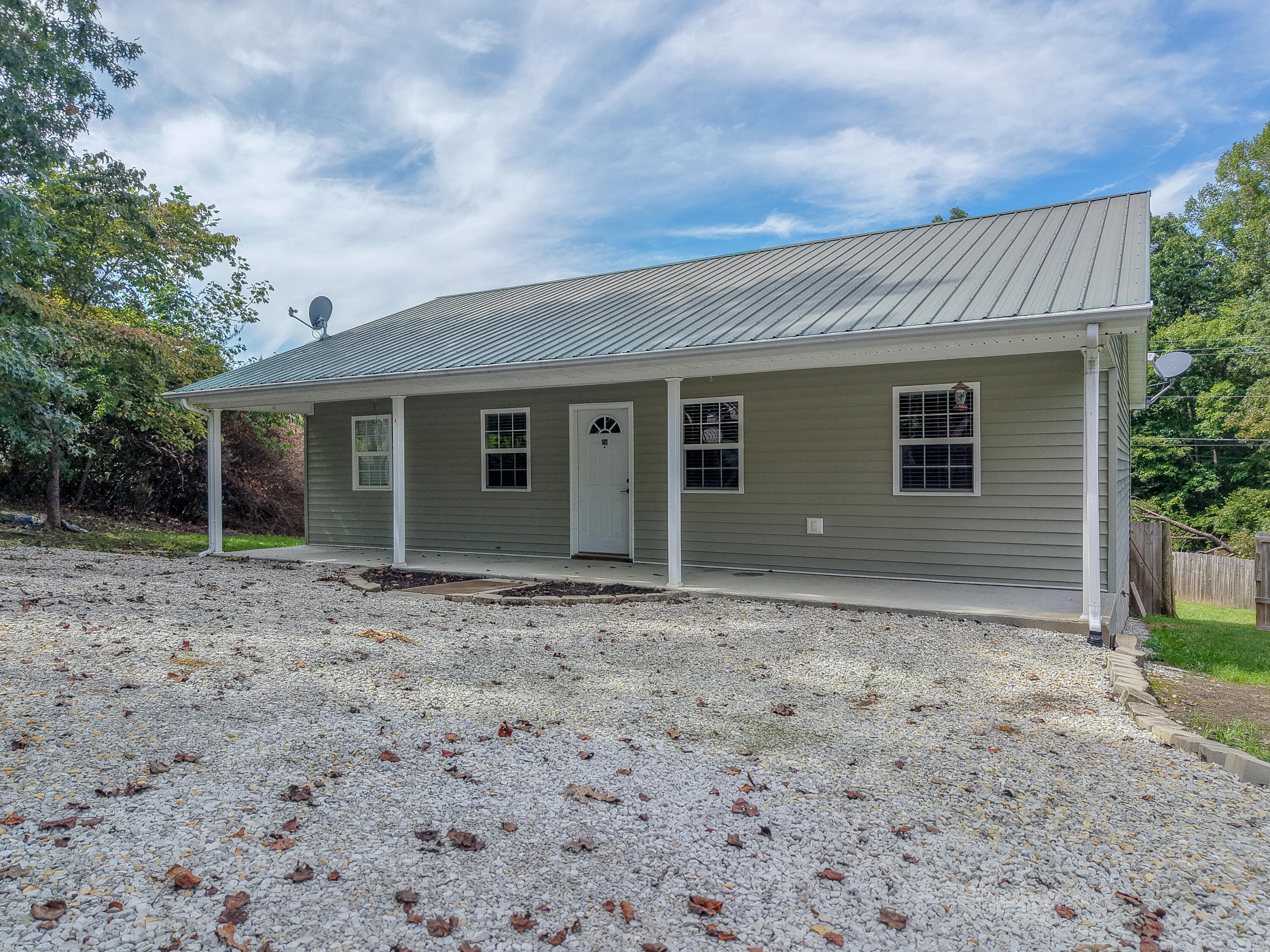 211 Ridgeway Drive Morehead, KY 40351 - Photo 26 of 36 DJI_20260914142229_0001_D