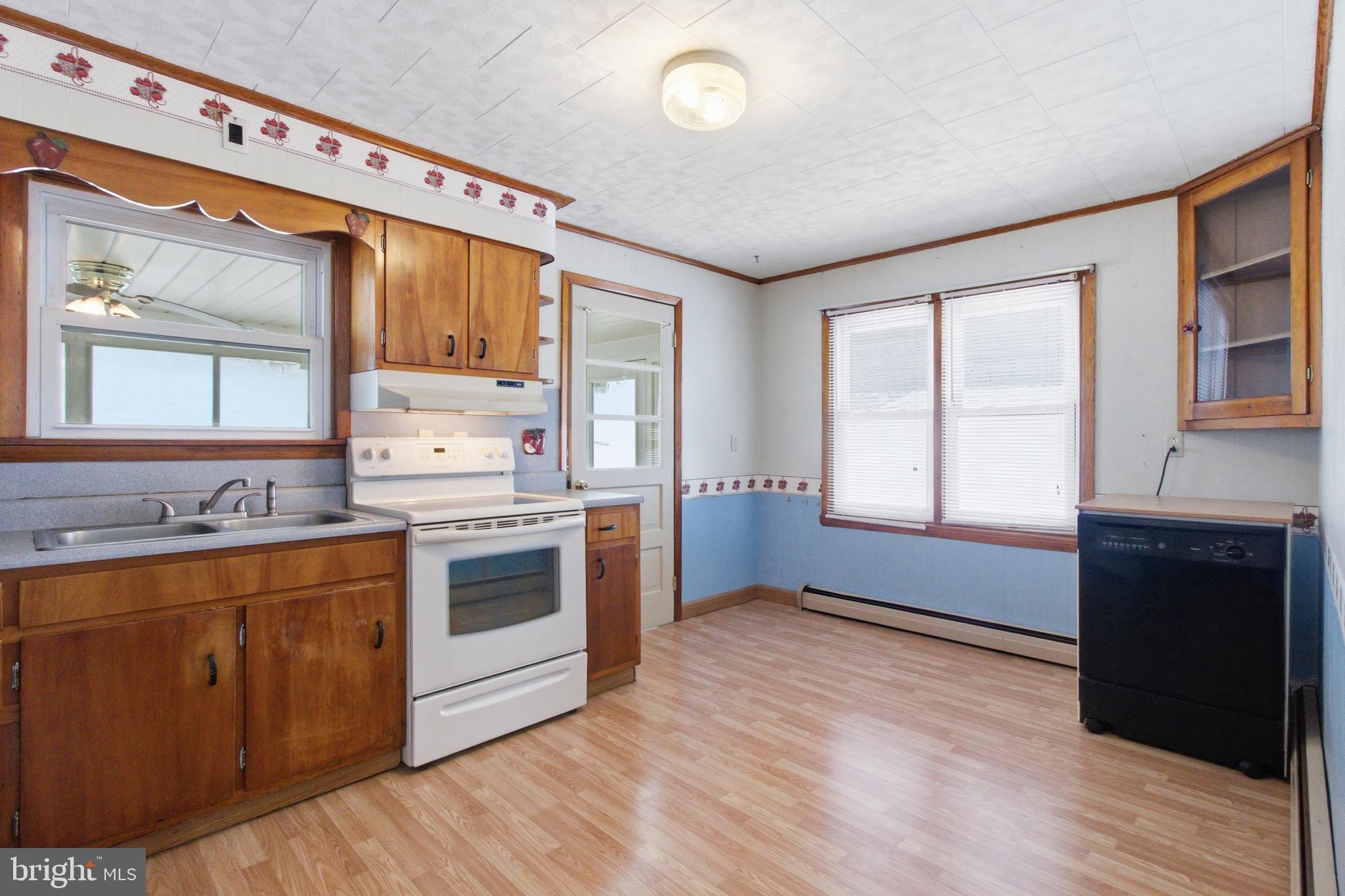 1317 Decatur Street Philipsburg, PA 16866 - Photo 15 of 36