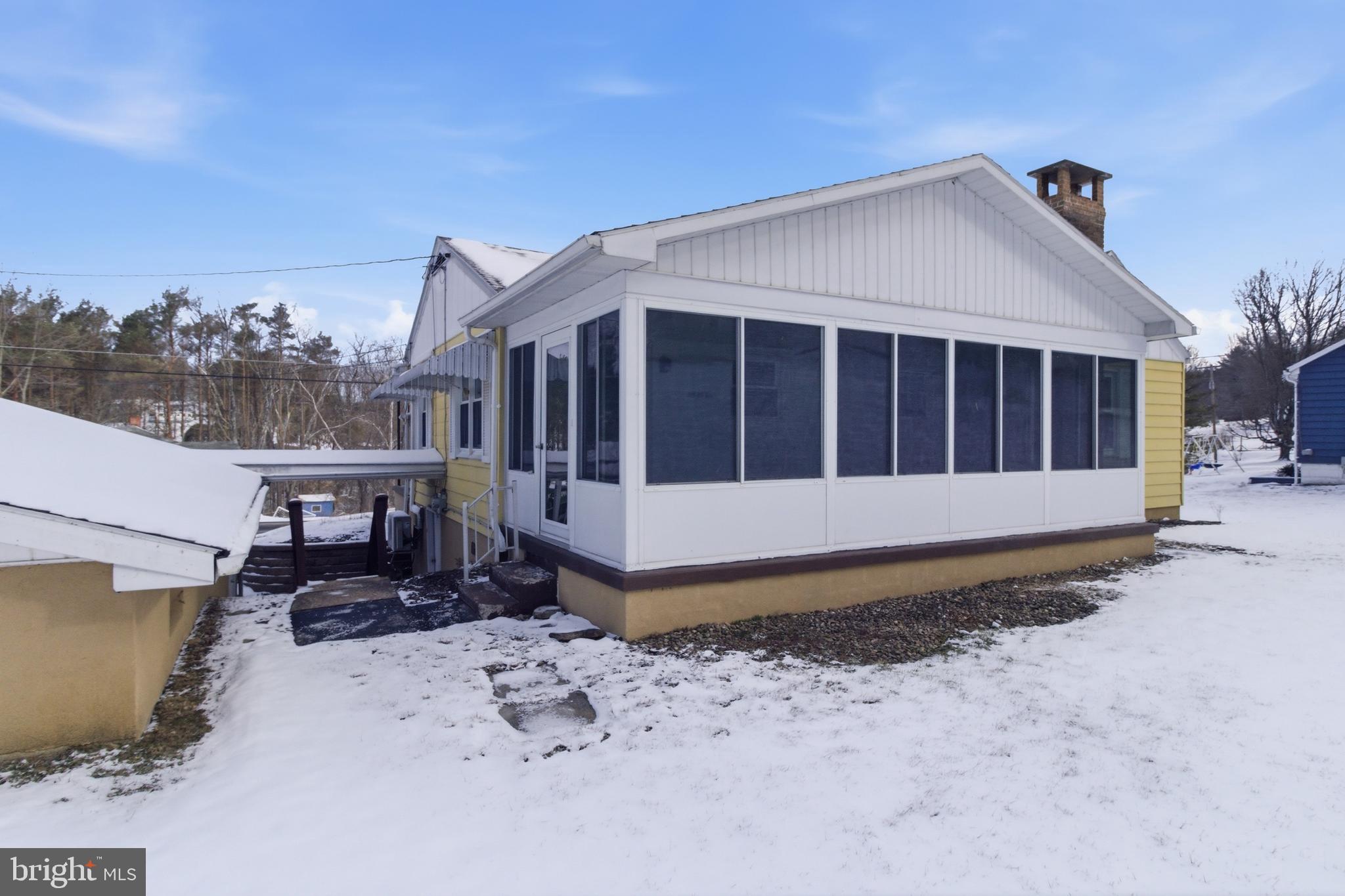 1317 Decatur Street Philipsburg, PA 16866 - Photo 5 of 36