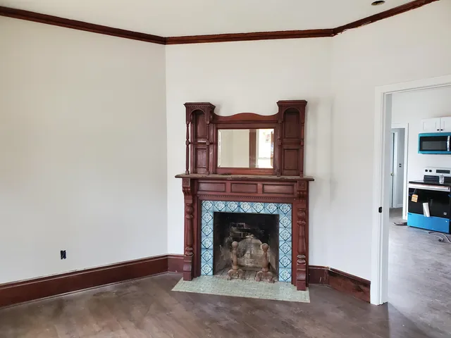 $1,850 | 17 Canaan Street, Unit 1, Canaan, NH 03741