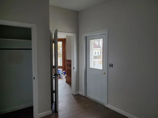 $1,850 | 17 Canaan Street, Unit 1, Canaan, NH 03741