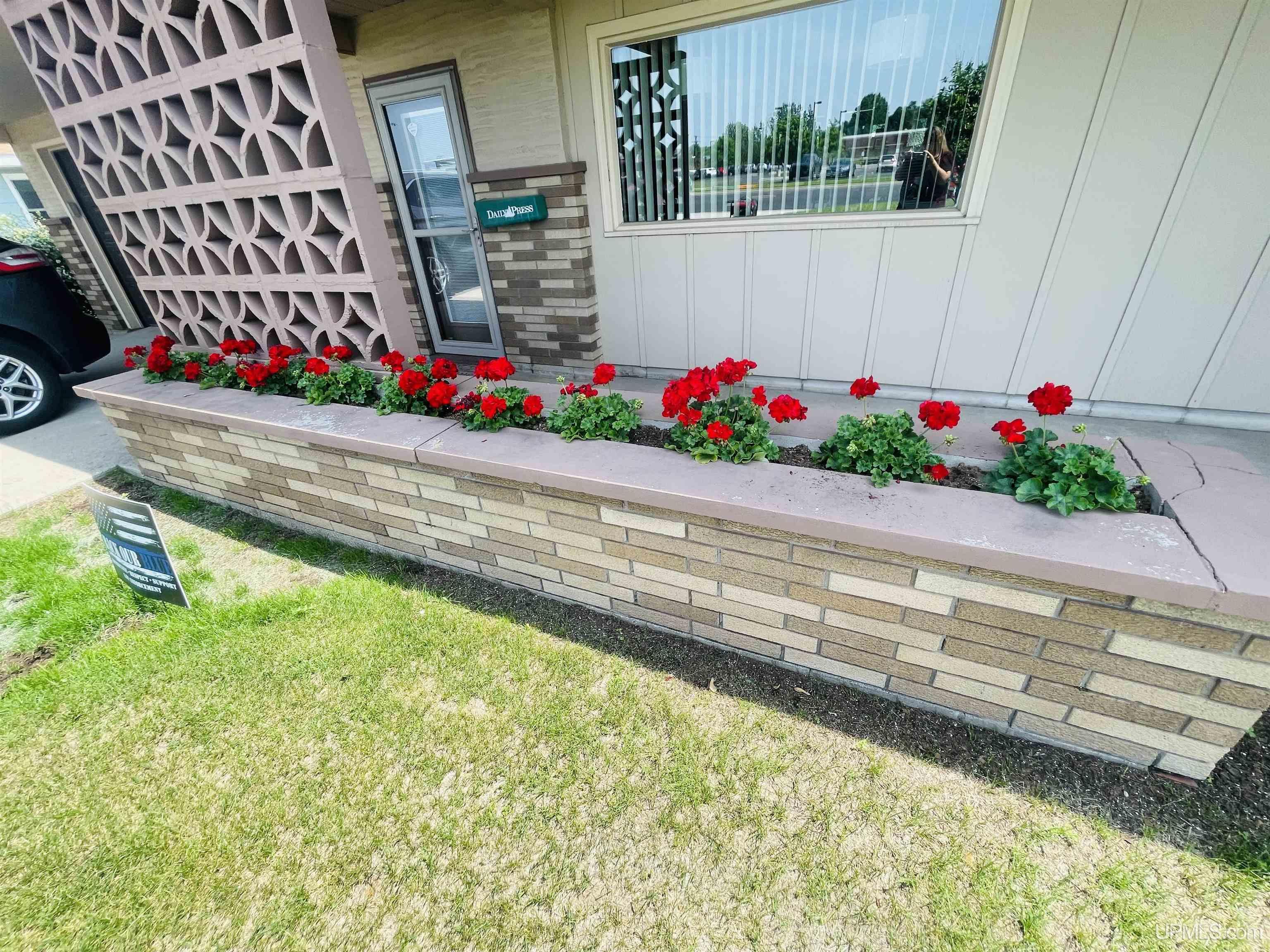 711 South Lincoln Road Escanaba, MI 49829 - Photo 41 of 42 Gallery Image 41