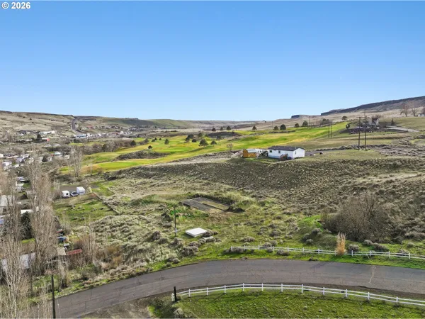 $75,000 | 1100 Columbia View Drive, Arlington, OR 97812