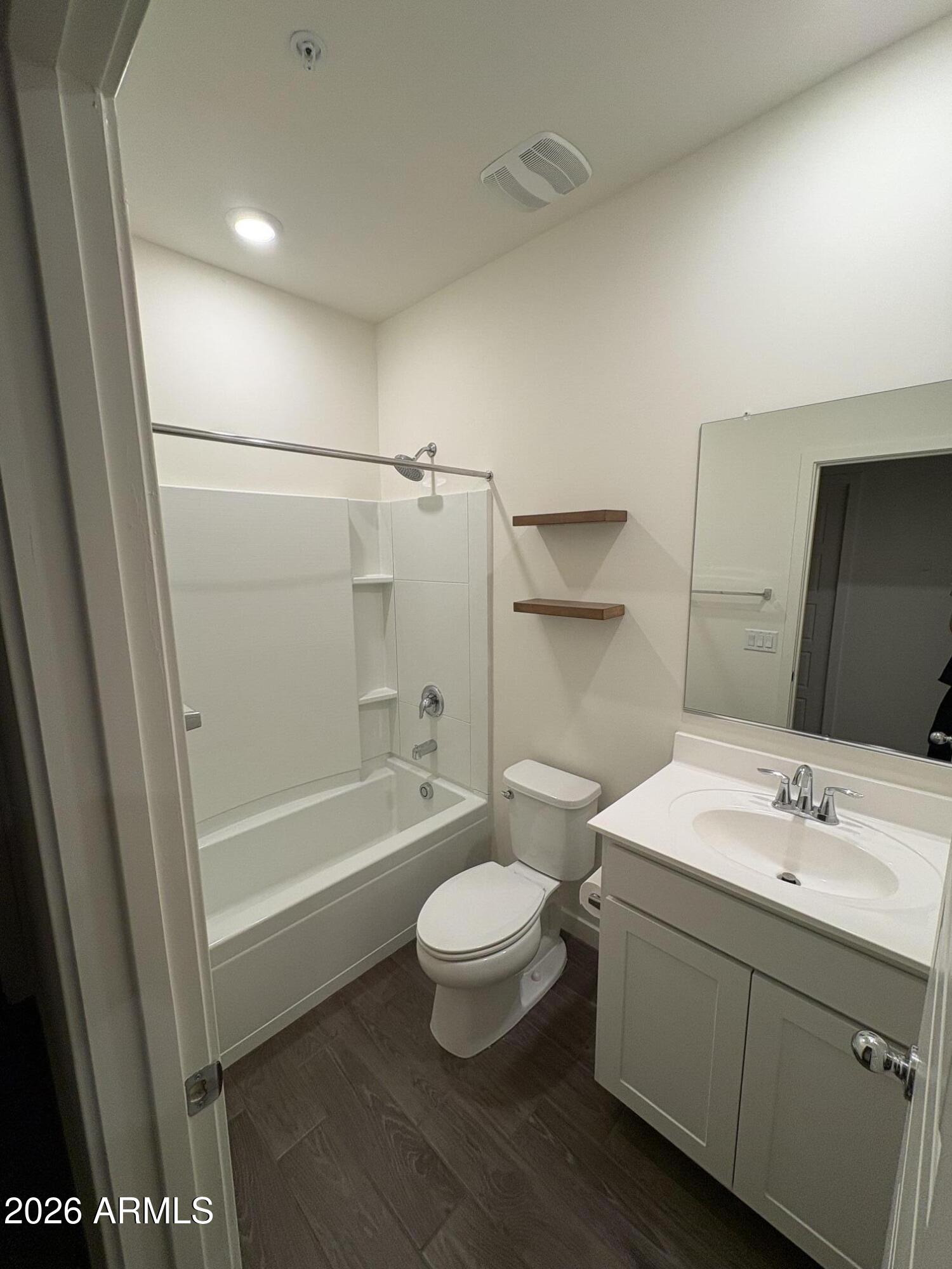 2264 West Laurie Lane Phoenix, AZ 85021 - Photo 8 of 10 image6 (2)
