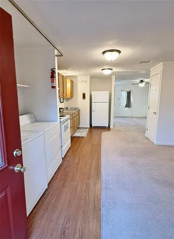 $895 | 210 University Avenue, Unit B, Waxahachie, TX 75165