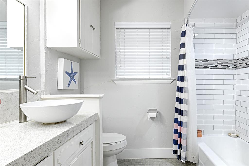 1305 West Grauwyler Road Irving, TX 75061 - Photo 17 of 20
