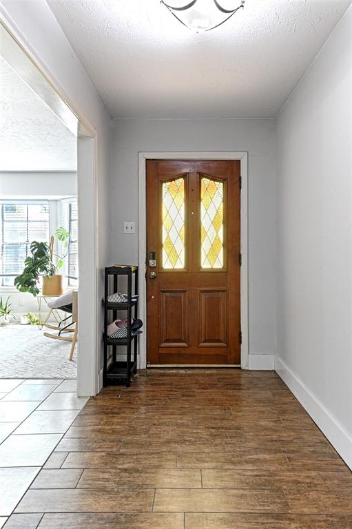 1305 West Grauwyler Road Irving, TX 75061 - Photo 4 of 20