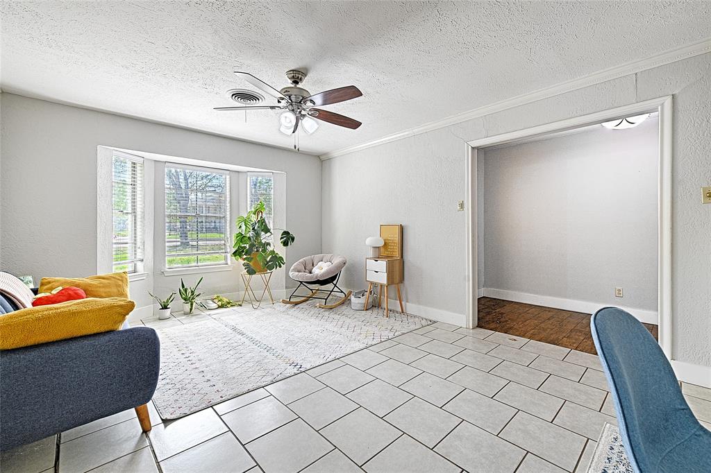 1305 West Grauwyler Road Irving, TX 75061 - Photo 5 of 20