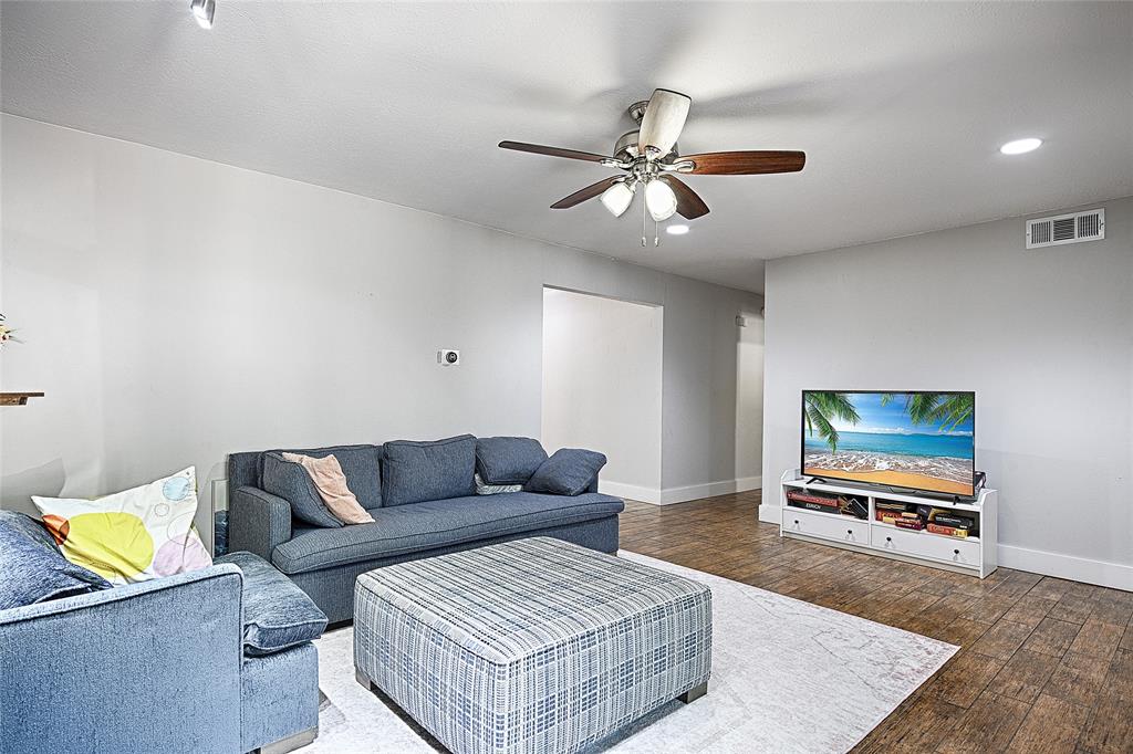 1305 West Grauwyler Road Irving, TX 75061 - Photo 10 of 20