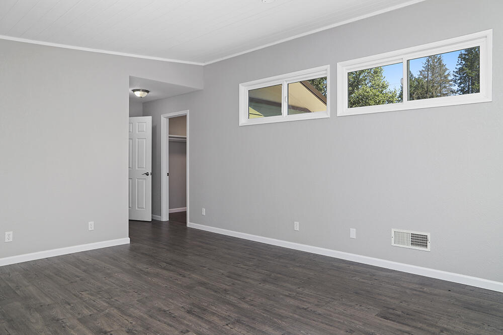516 Stewart Road Grants Pass, OR 97526 - Photo 23 of 72 22