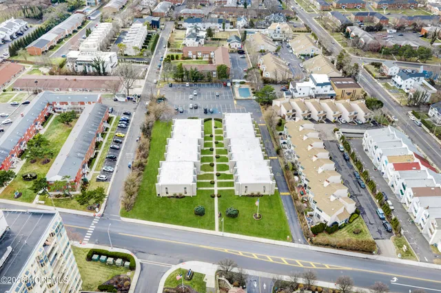 a view of an outdoor space