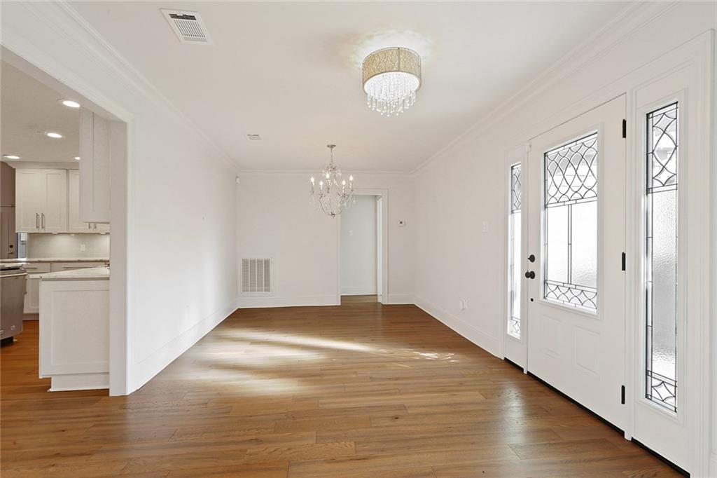 1624 Ridgelake Drive Metairie, LA 70001 - Photo 2 of 17