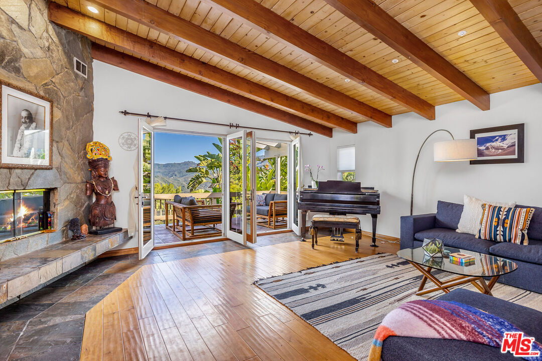 2716 Halsey Road Topanga, CA 90290 - Photo 3 of 51