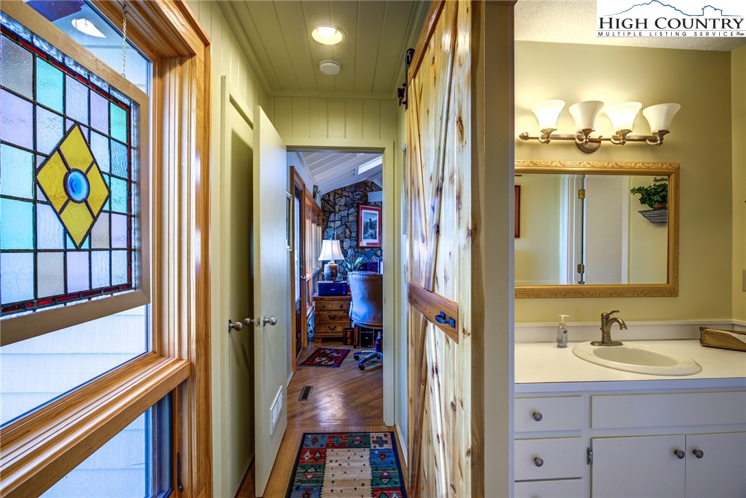 501 Skiview Road Seven Devils, NC 28604 - Photo 18 of 27 Gallery Image 18