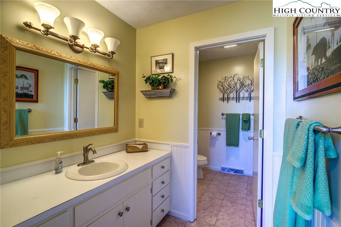 501 Skiview Road Seven Devils, NC 28604 - Photo 21 of 27 Gallery Image 21
