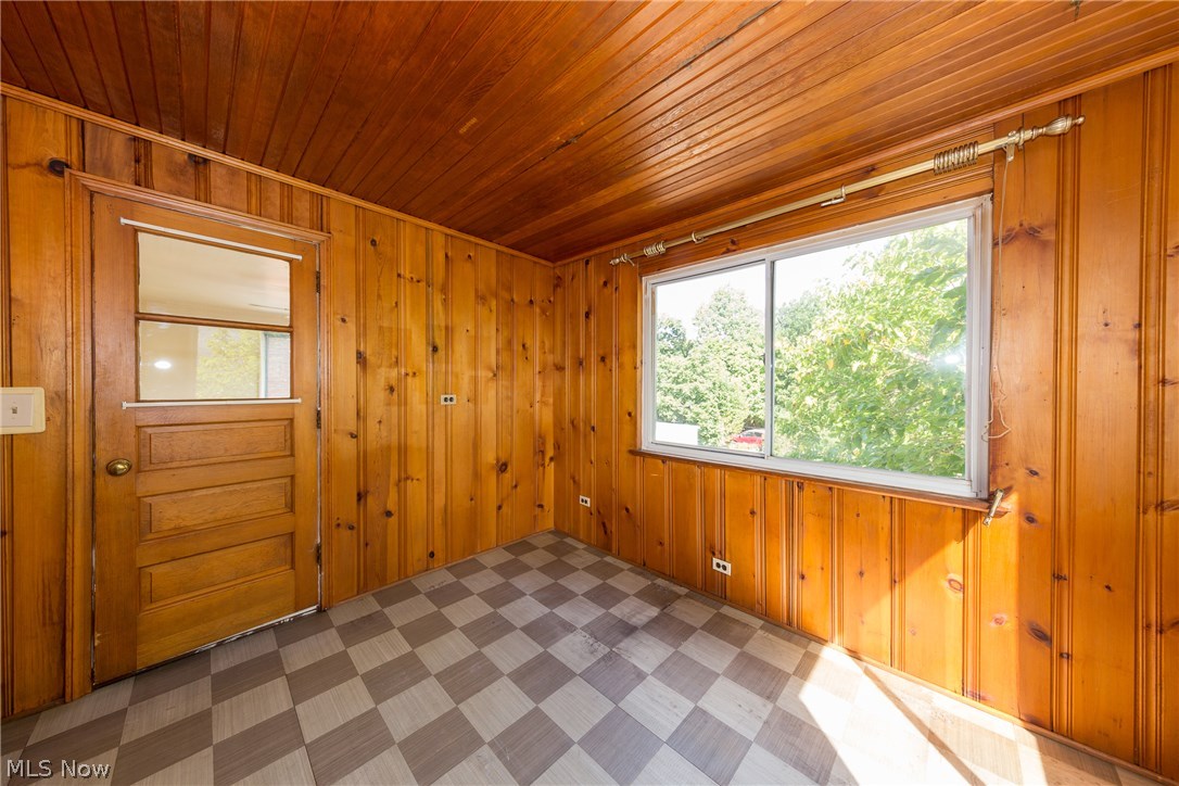 3841 Mayfield Road Cleveland, OH 44121 - Photo 18 of 25