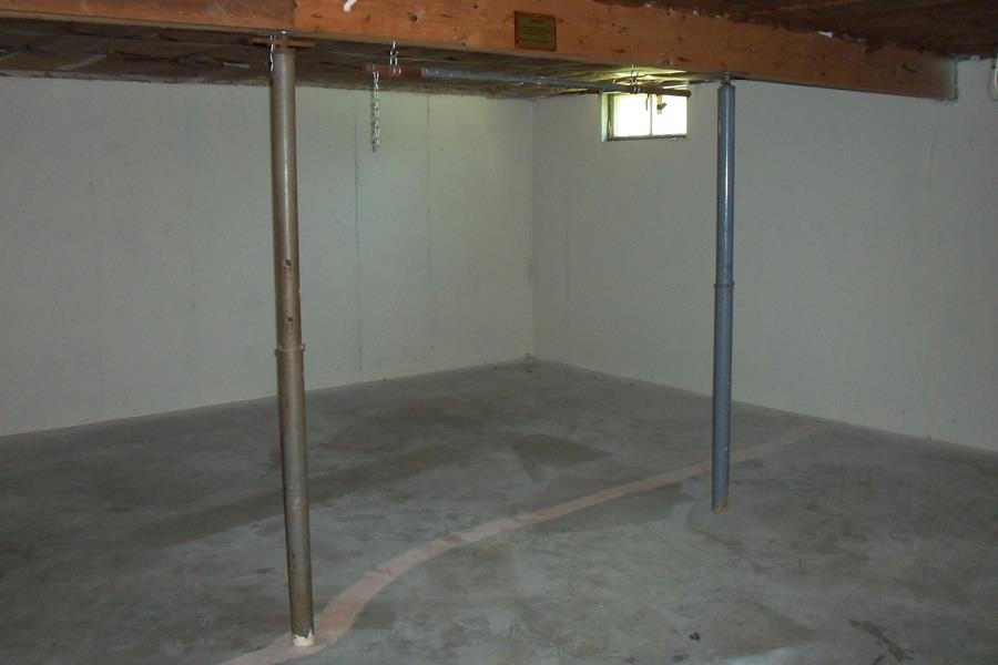 1210 South Prairie Avenue Freeport, IL 61032 - Photo 19 of 22 a view of small space