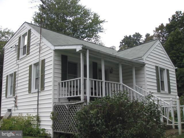 5910 Meadow Road Frederick, MD 21701 - Photo 2 of 10 Exterior (Front)