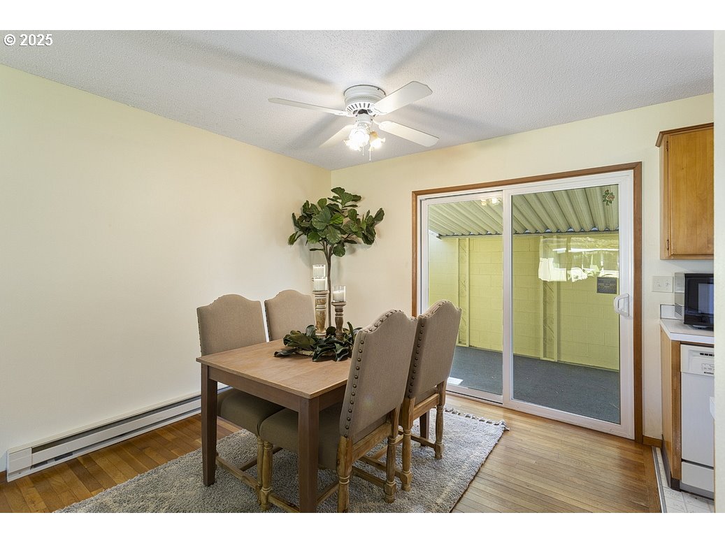 12395 Southeast Main Street Portland, OR 97233 - Photo 11 of 40