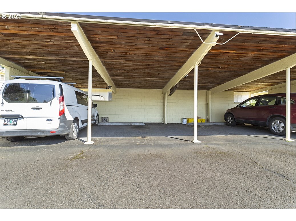 12395 Southeast Main Street Portland, OR 97233 - Photo 35 of 40