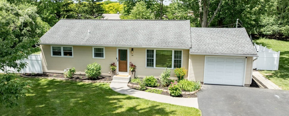 34 Faircrest Road Henrietta, NY 14623 - Photo 1 of 45