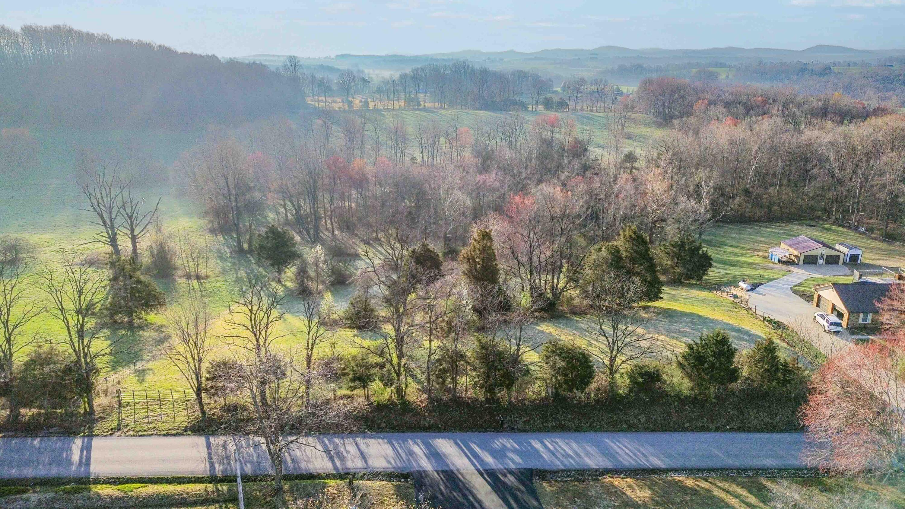 999 East Todd Road Science Hill, KY 42553 - Photo 3 of 17 007