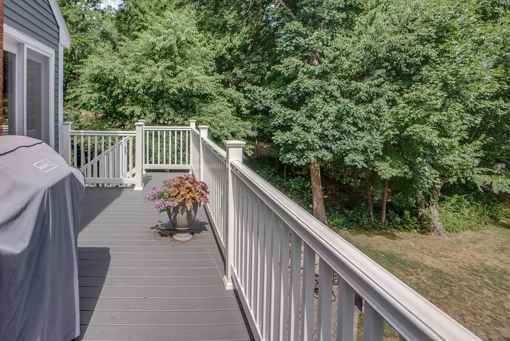 28 Stage Coach Road North Andover, MA 01845 - Photo 41 of 42 Gallery Image 41