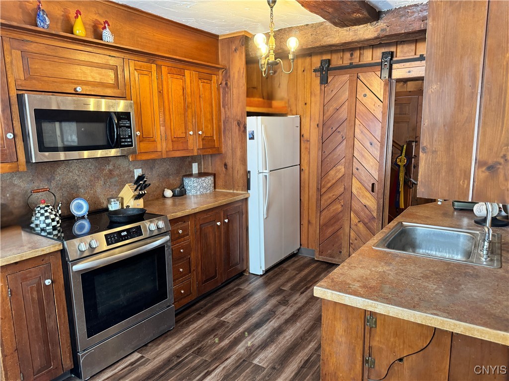 3956 Nelson Heights Nelson, NY 13035 - Photo 4 of 32