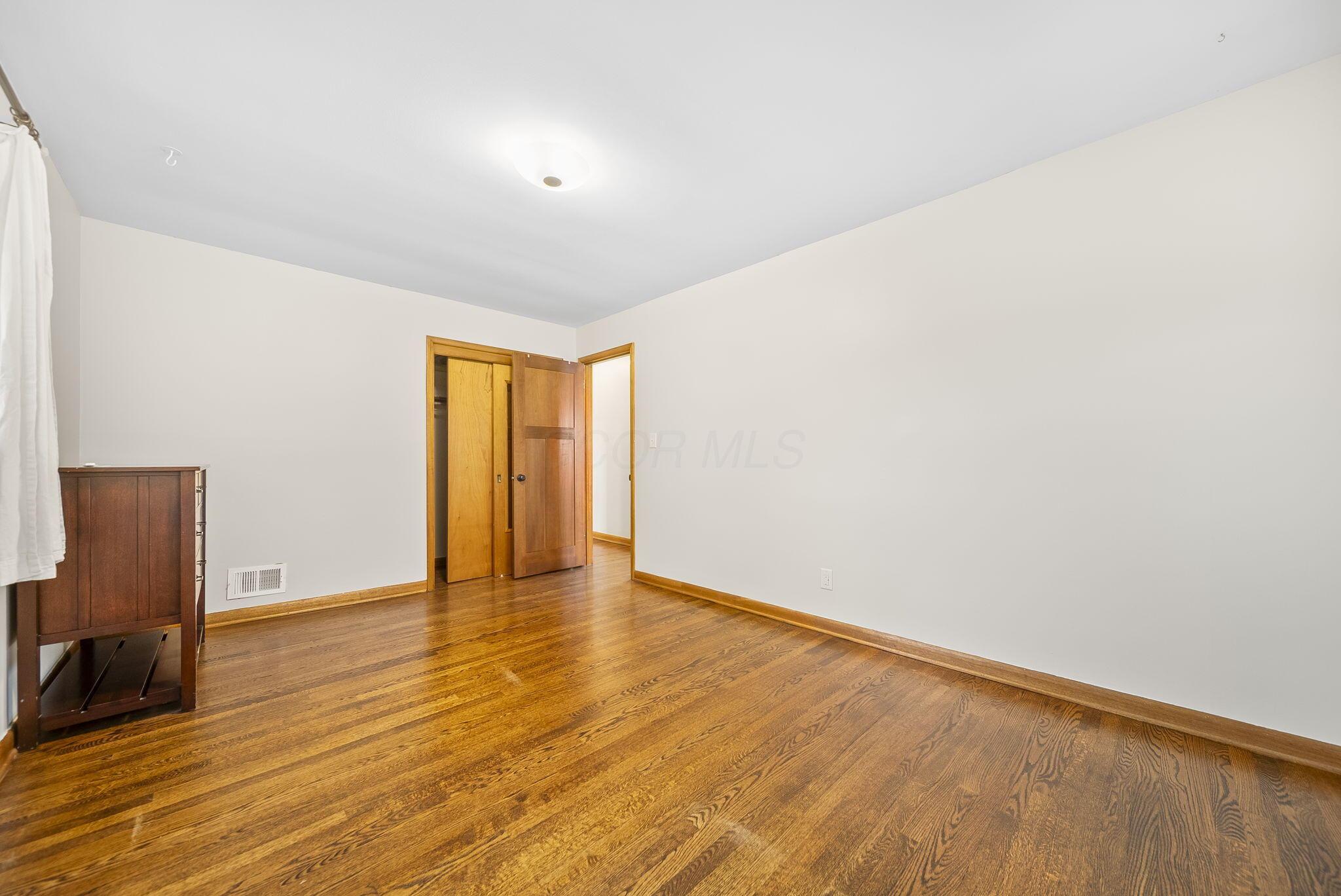 40 Chase Road Columbus, OH 43214 - Photo 30 of 42 26-web-or-mls-DSC07293
