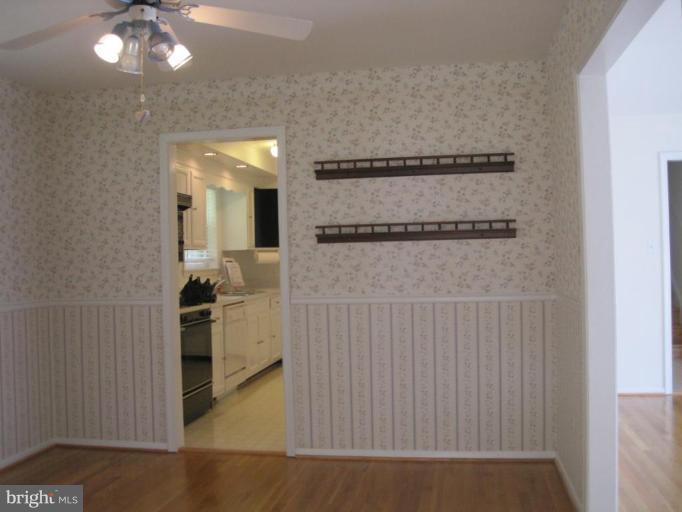 3321 Llewellyn Field Road Olney, MD 20832 - Photo 5 of 30 Dining Room