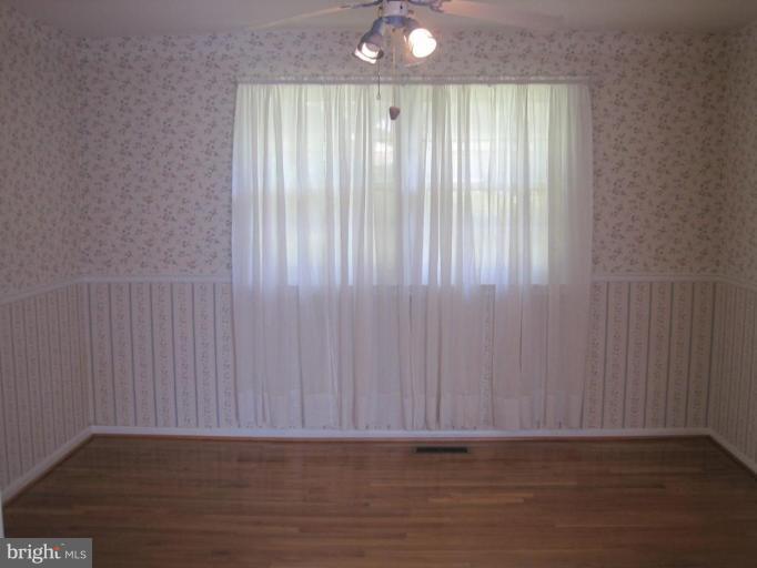 3321 Llewellyn Field Road Olney, MD 20832 - Photo 6 of 30 Dining Room #2