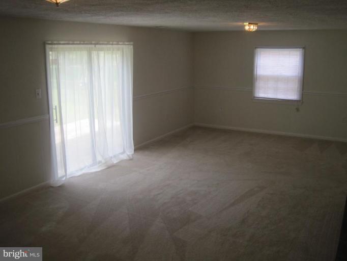 3321 Llewellyn Field Road Olney, MD 20832 - Photo 10 of 30 Family Room