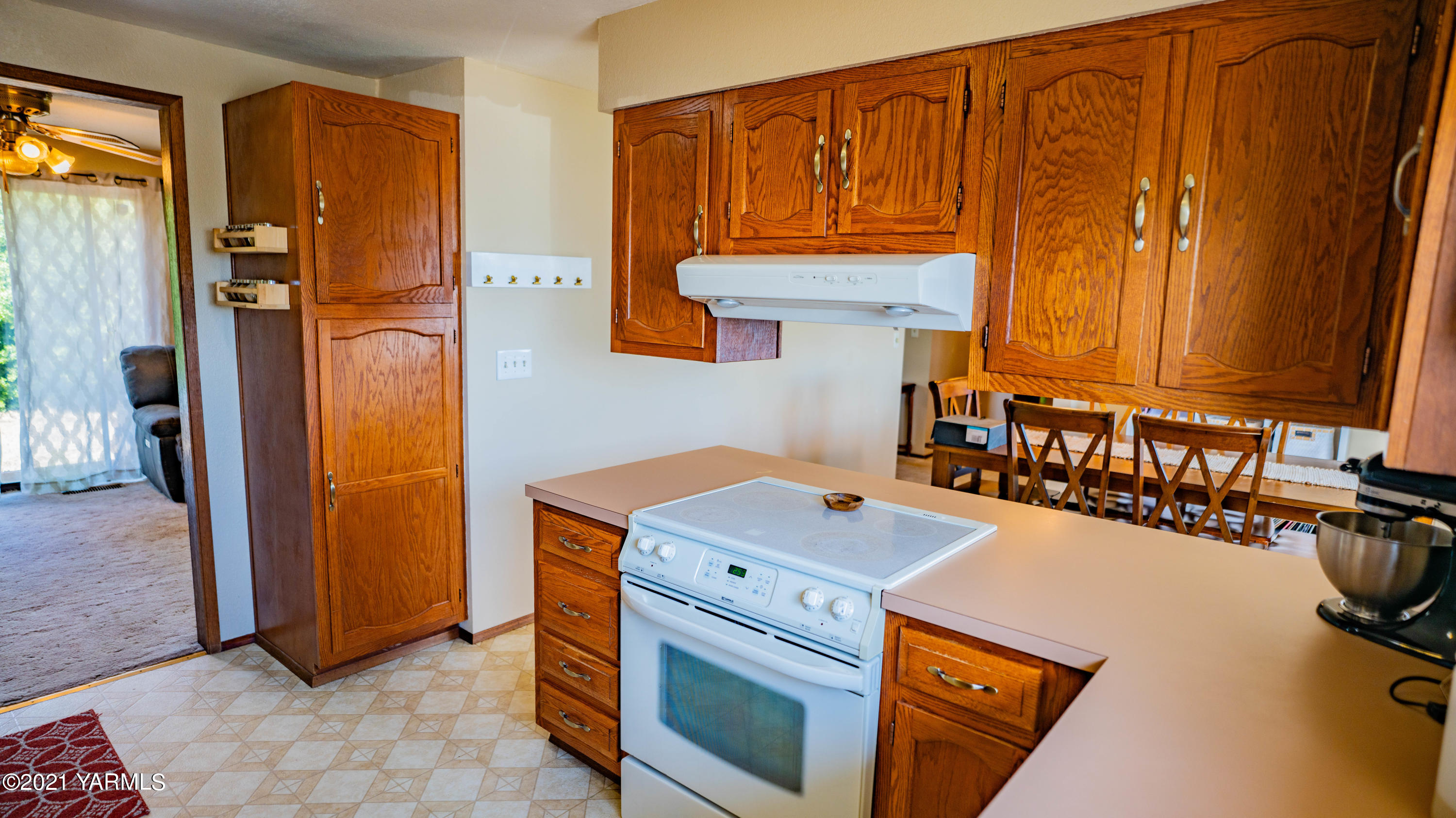 3809 Commonwealth Road Yakima, WA 98901 - Photo 12 of 26 Photo Apr 22, 3 51 23 PM