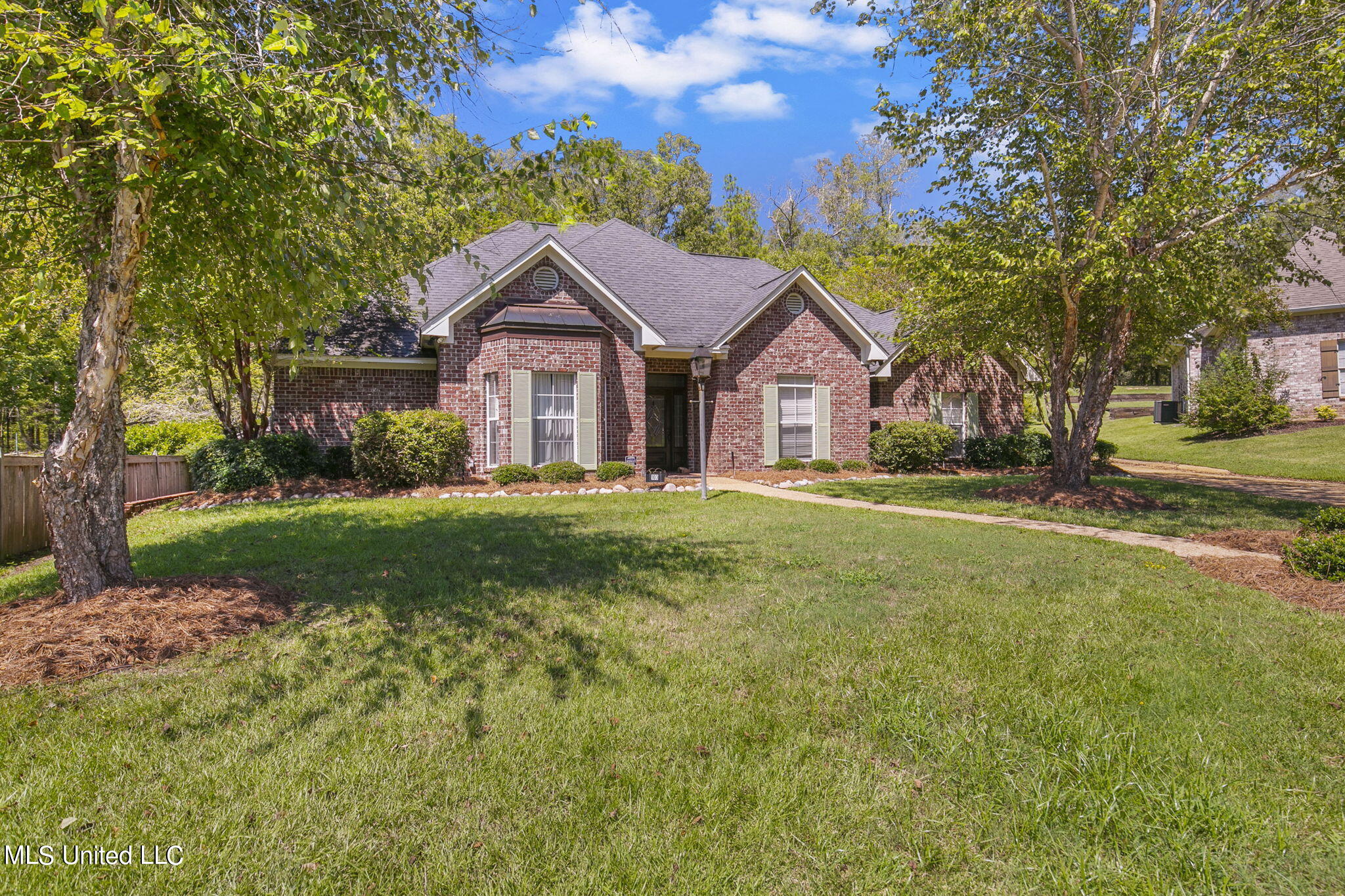 103 Meriwether Common Clinton, MS 39056 - Photo 3 of 76 Beautiful Home