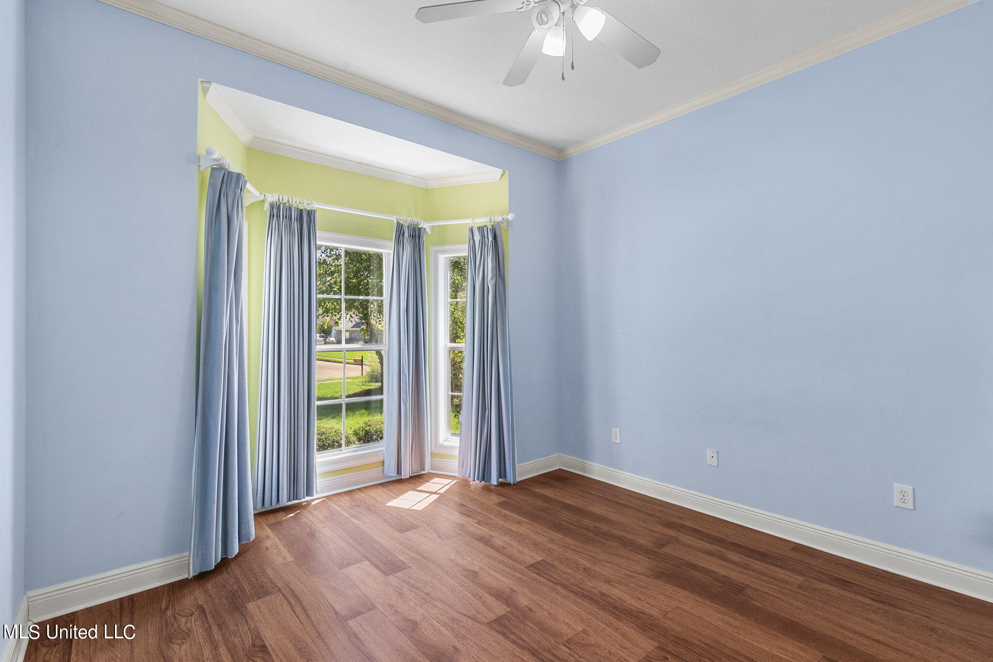 103 Meriwether Common Clinton, MS 39056 - Photo 36 of 76 pretty guestroom with wonderful windows