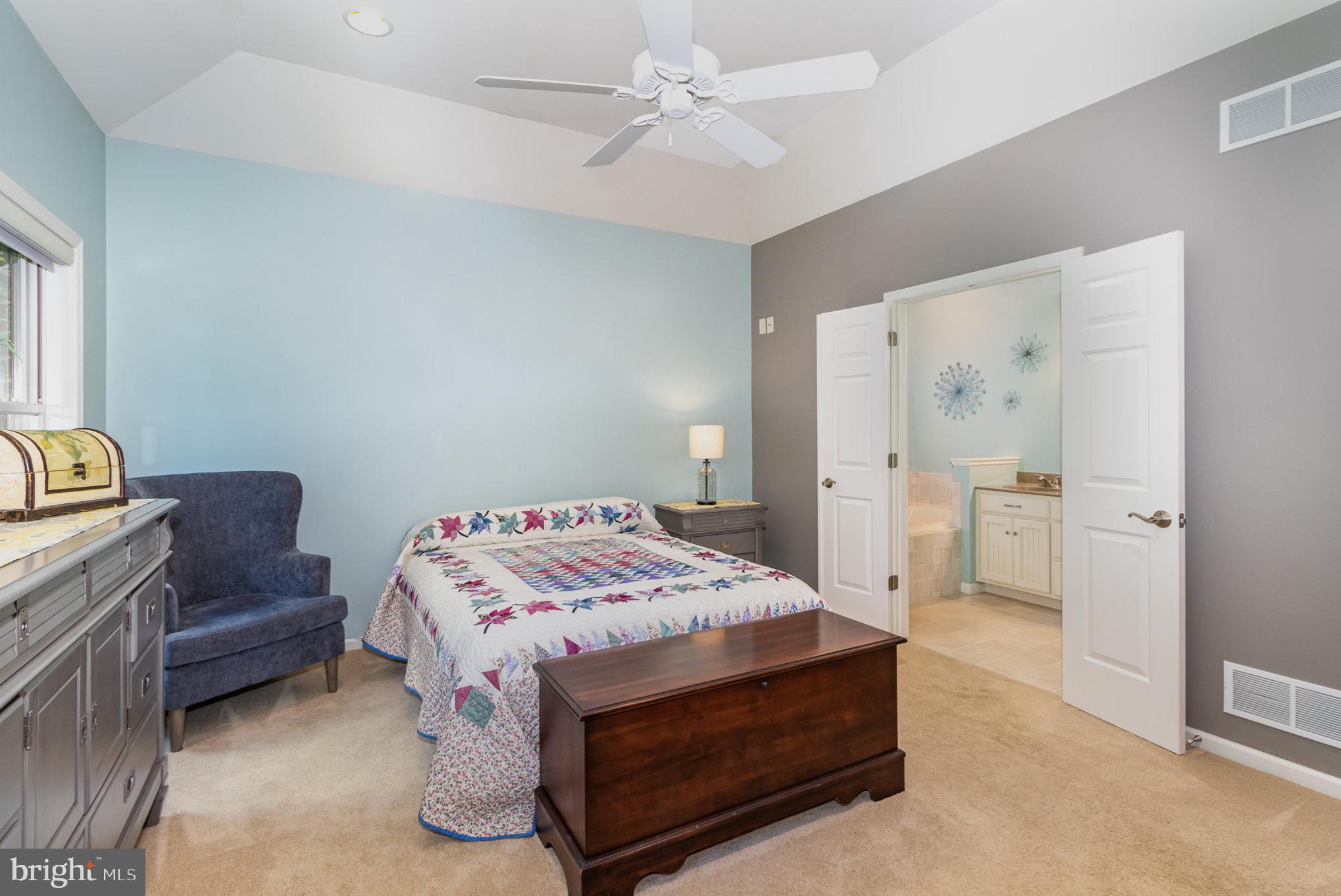 7136 Union Deposit Road Hummelstown, PA 17036 - Photo 13 of 37 Primary Bedroom