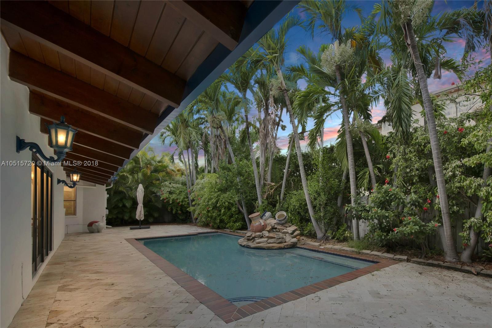 330 Glenridge Road Key Biscayne, FL 33149 - Photo 26 of 28