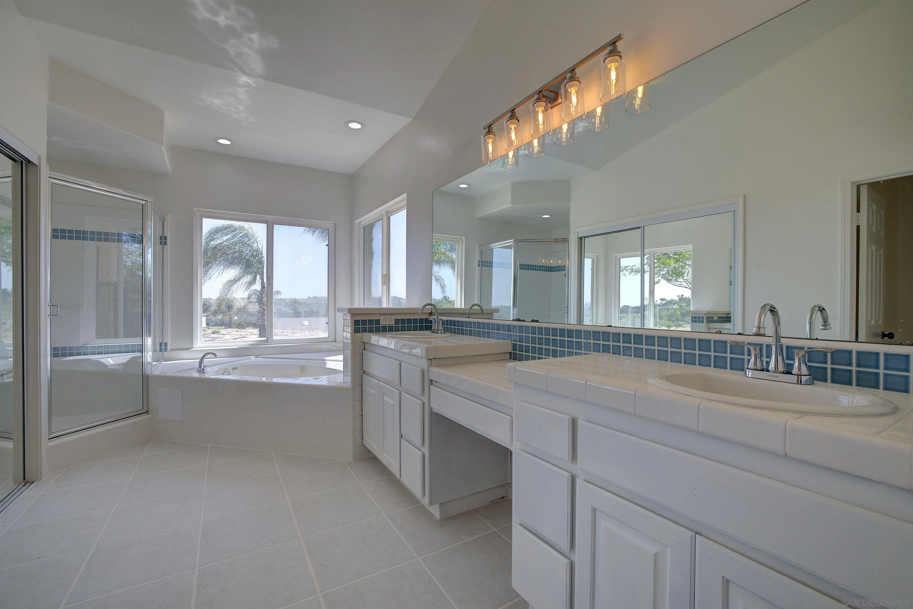 31250 Rivoli Road Valley Center, CA 92082 - Photo 32 of 57