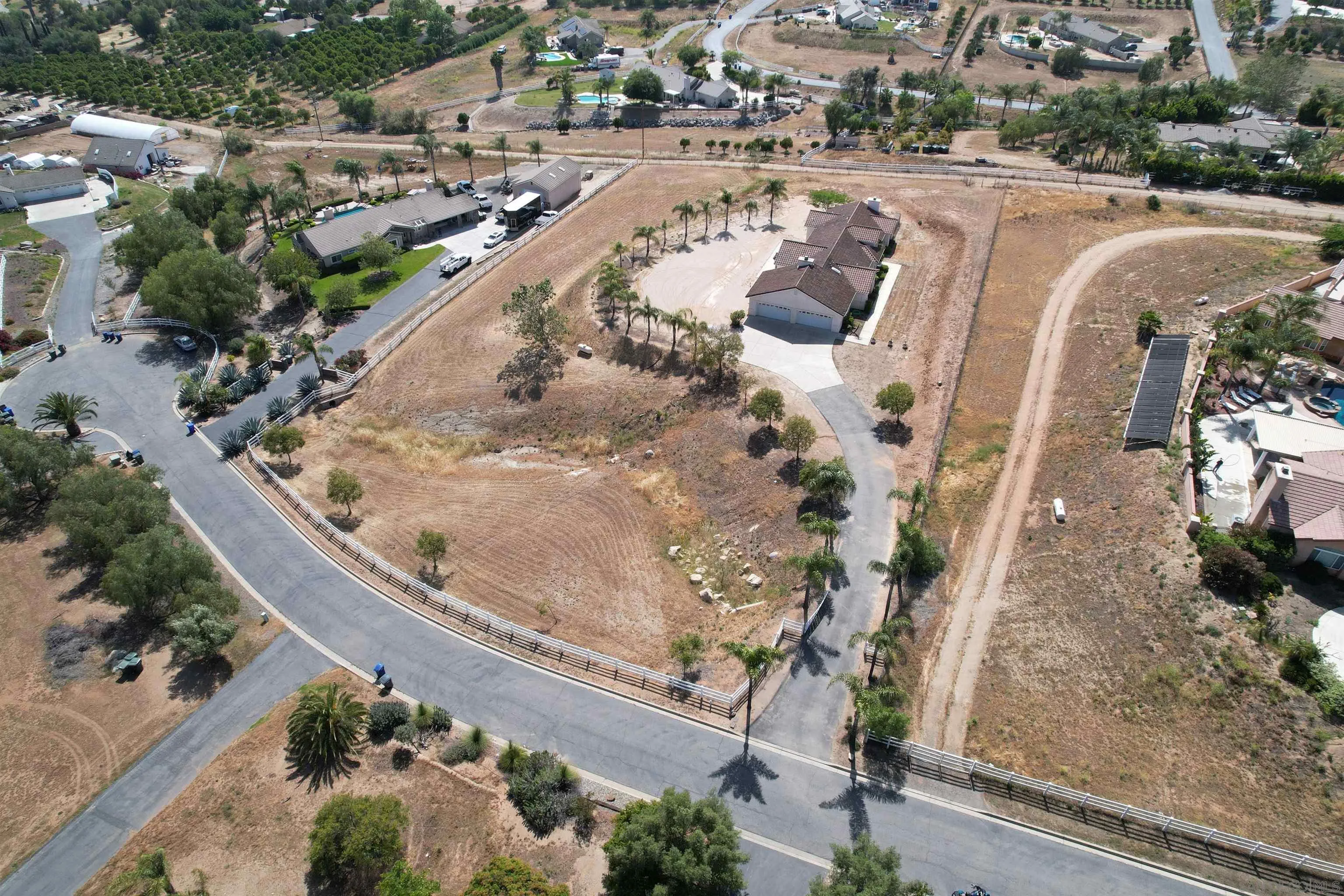 31250 Rivoli Road Valley Center, CA 92082 - Photo 8 of 57