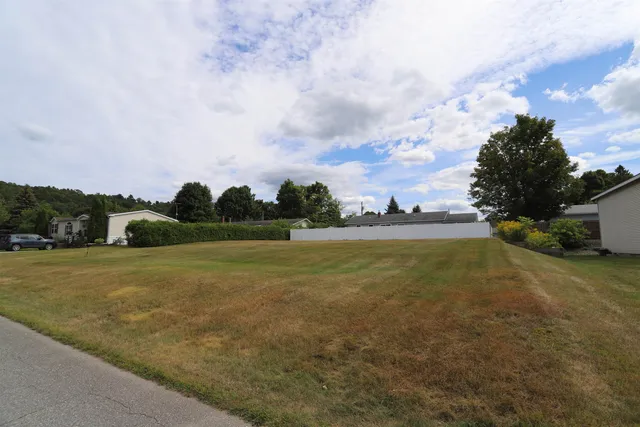 $65,000 | 0 Sloan Street, Newport, VT 05855