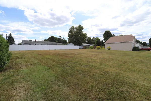 $65,000 | 0 Sloan Street, Newport, VT 05855