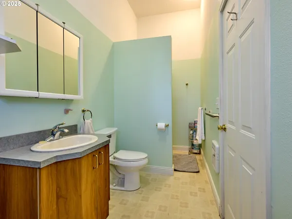 $949,900 | 17489 Hwy 22 Highway, Sheridan, OR 97378