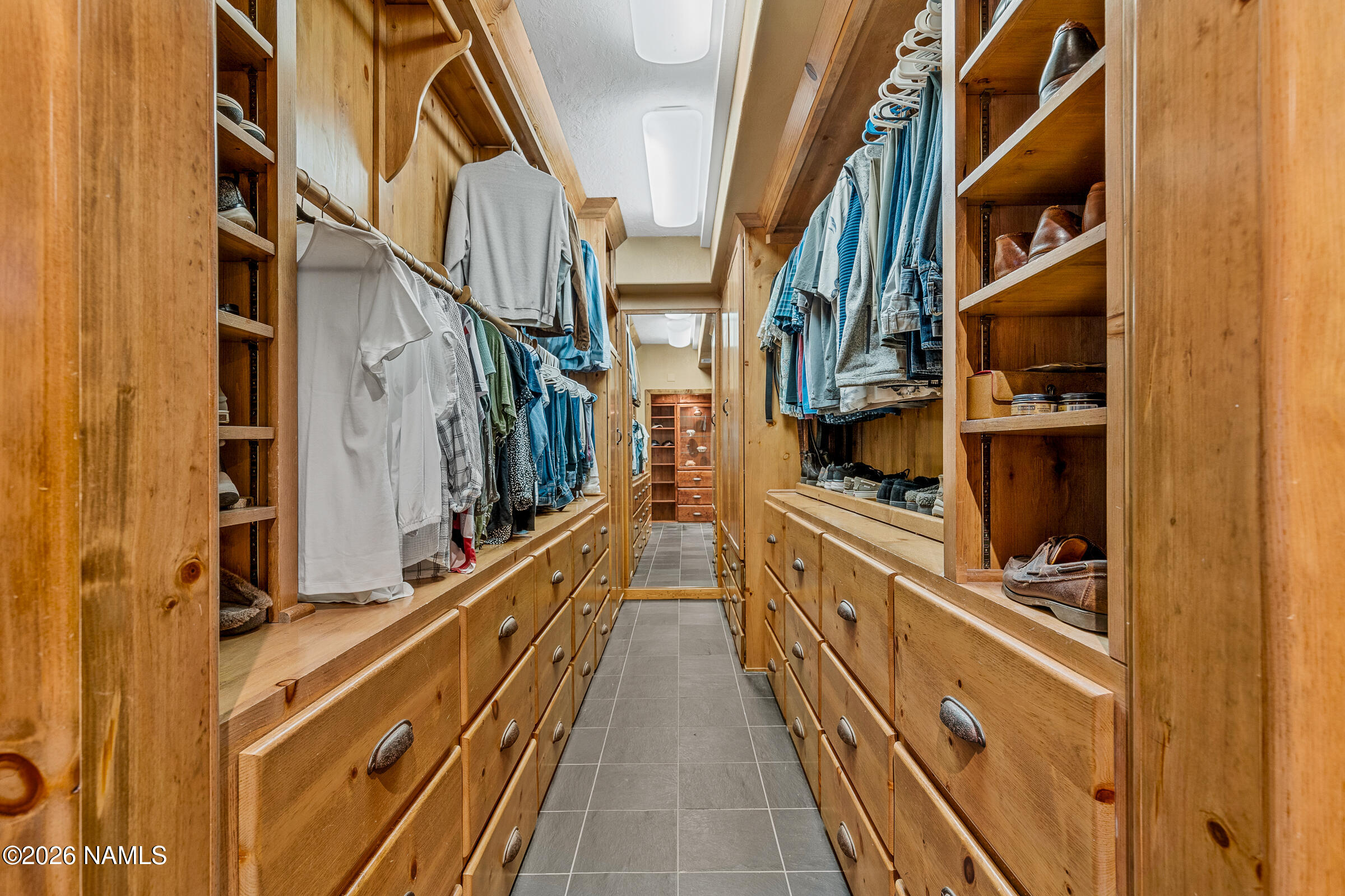 8921 Hulls Road Flagstaff, AZ 86004 - Photo 32 of 80 Custom Closet