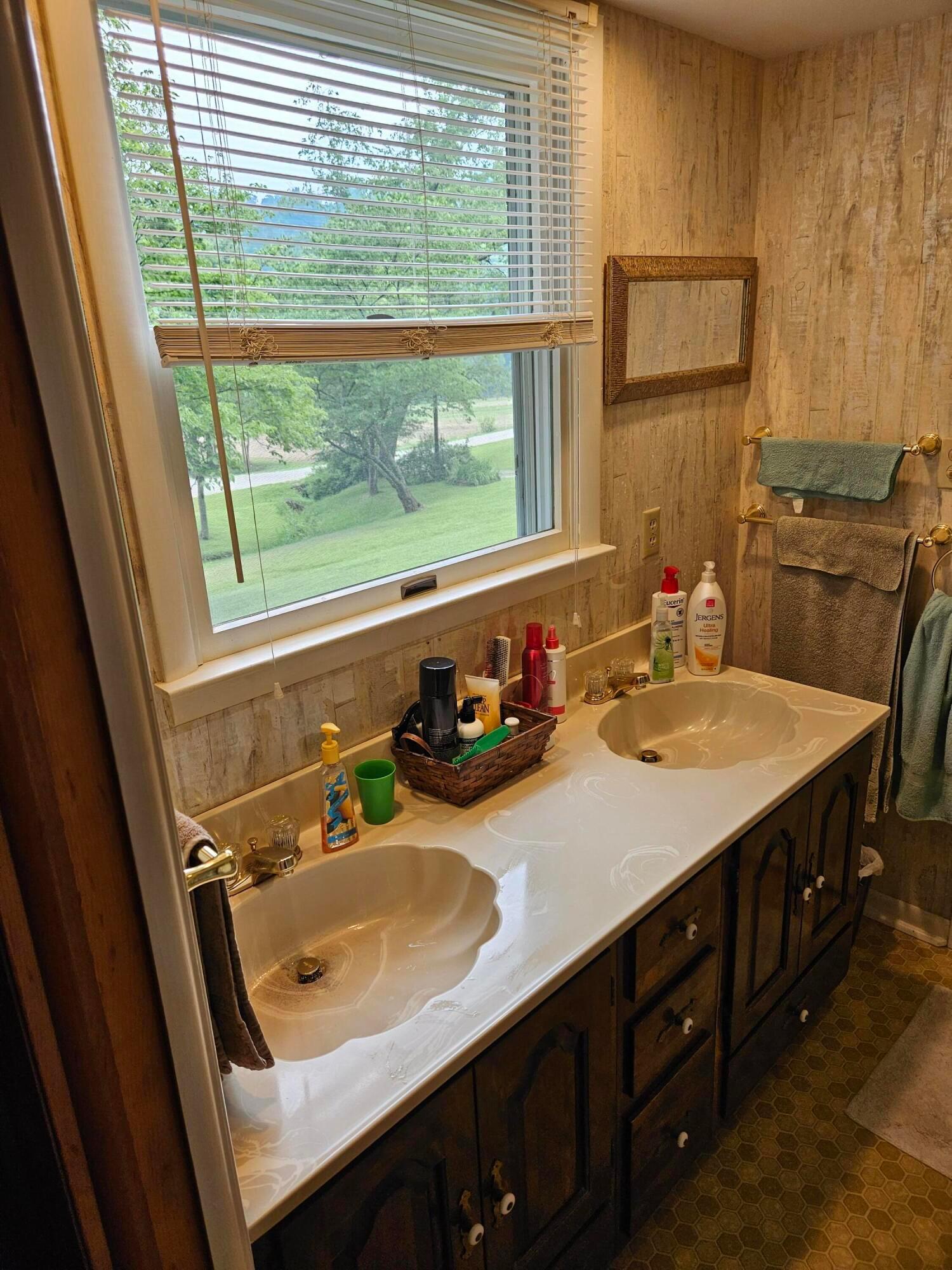 4480 Paradise Road Sugar Grove, OH 43155 - Photo 25 of 37 25