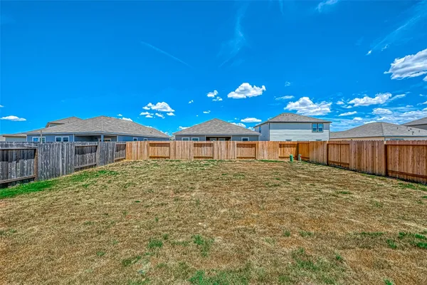 $2,200 | 1021 Long Bay Court, Brookshire, TX 77423