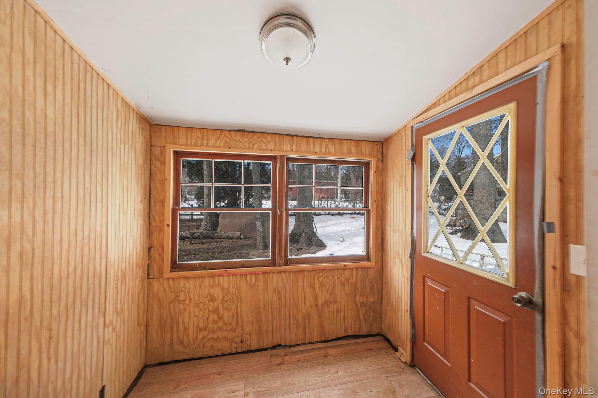 22 Overbrook Street Riverhead, NY 11901 - Photo 23 of 35