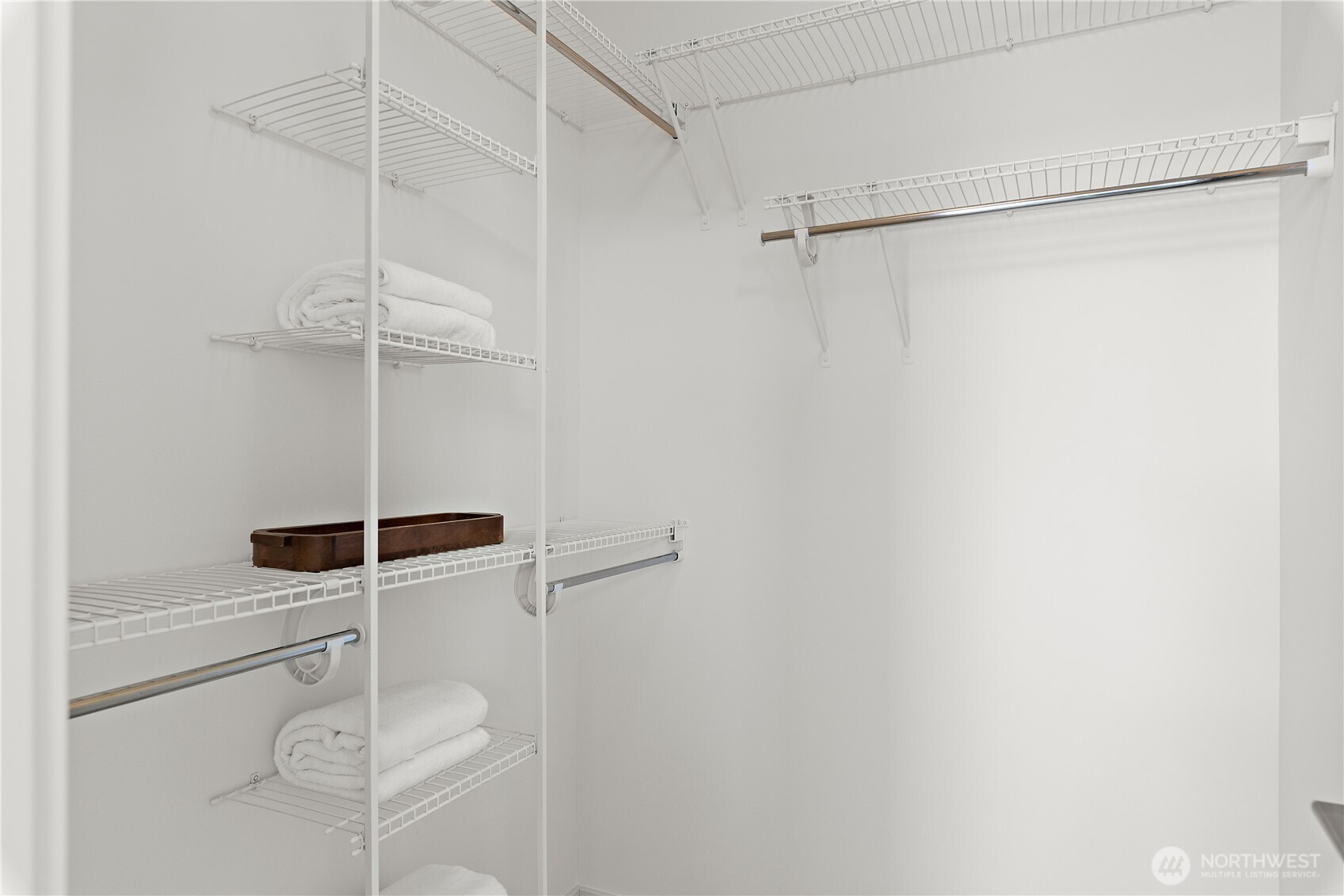 705 18th Avenue South, Unit B Seattle, WA 98144 - Photo 16 of 26