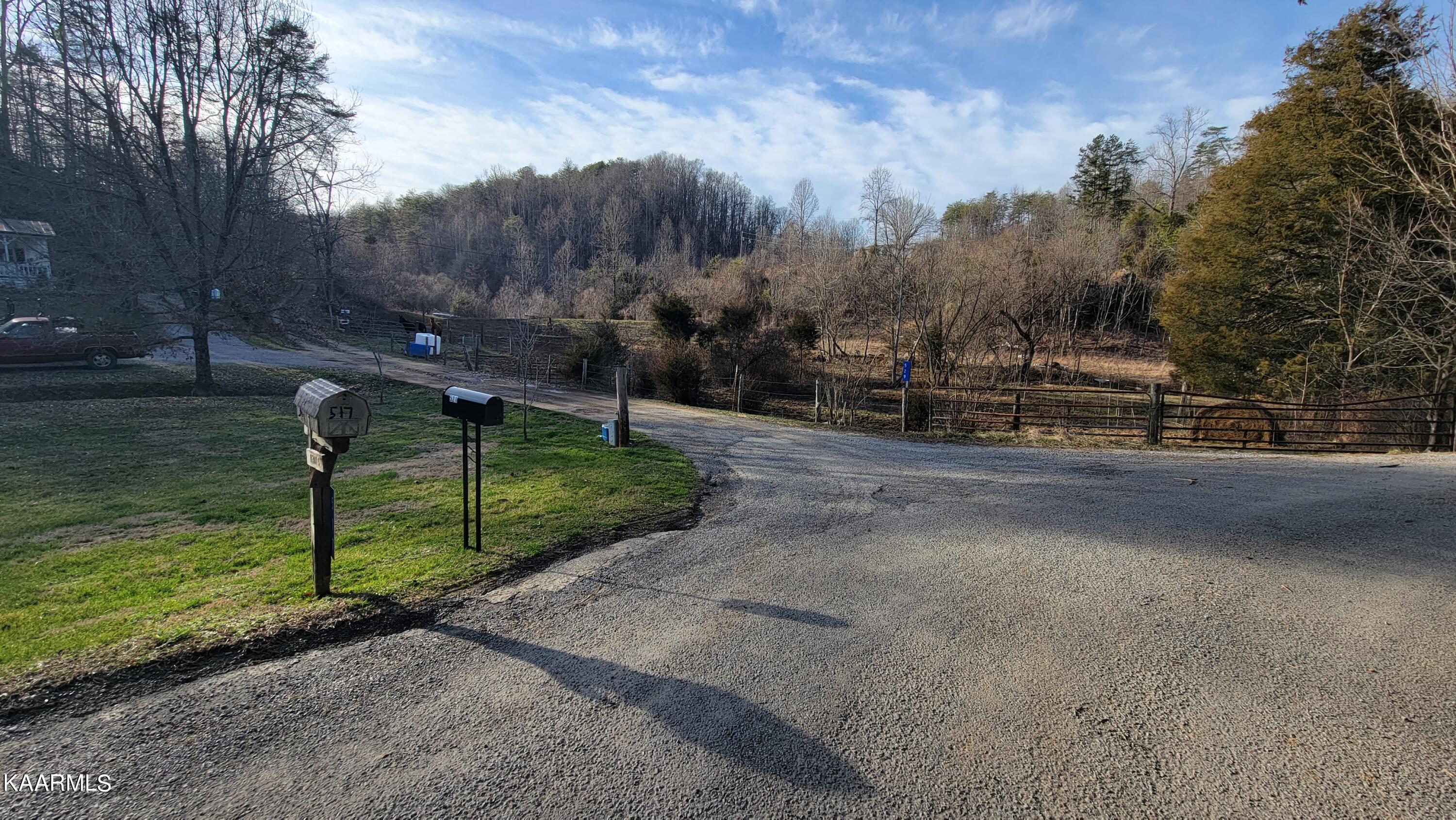 521 Lamb Road Sneedville, TN 37869 - Photo 3 of 33 Entrance 1