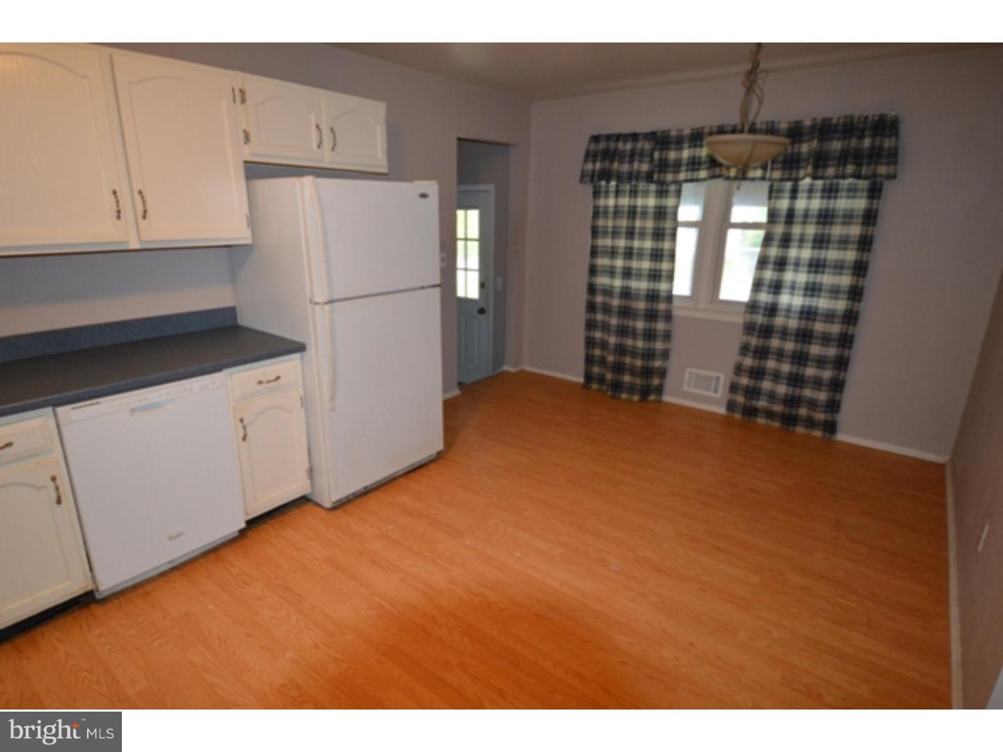 60 Elmont Road Hamilton, NJ 08610 - Photo 6 of 17 Kitchen