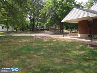 2564 Powell Avenue Pennsauken, NJ 08110 - Photo 2 of 10